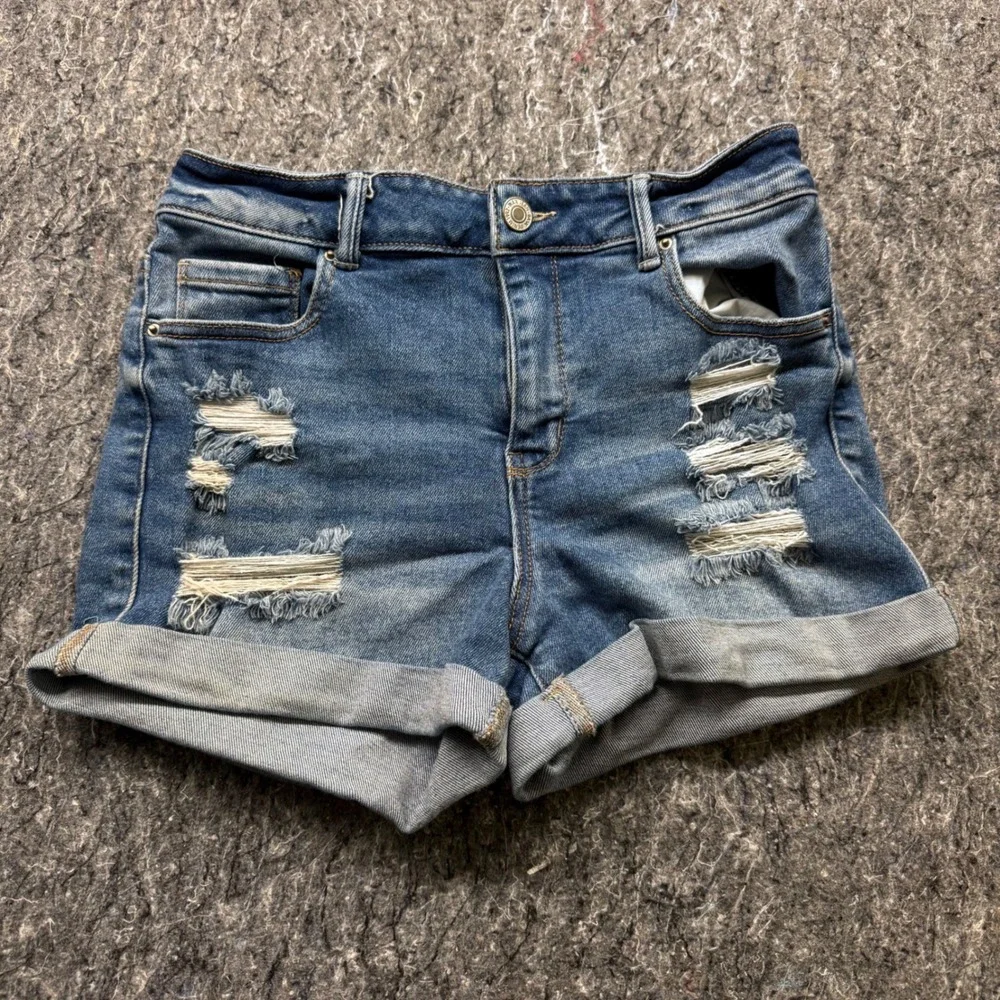 Wax Jean Distressed Denim Shorts Medium Wash High Rise Cuffed Size M 90233